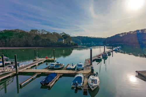 Waterfront House - image 7