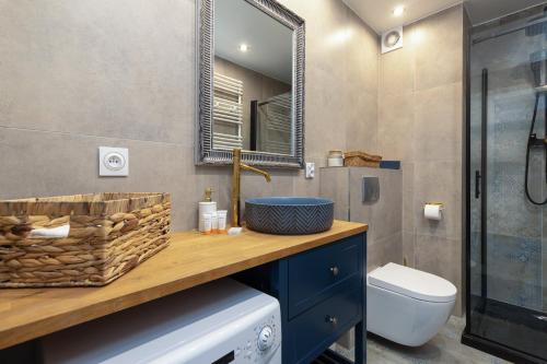 Standard Apartment image 9