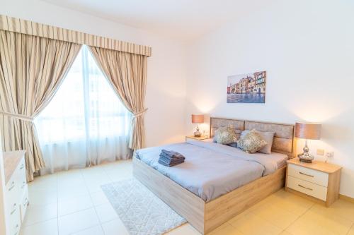 Luxury Escapes - Spacious 2BR Apt in the heart of Dubai Marina- Yacht Bay, Dubaï (photo 3)