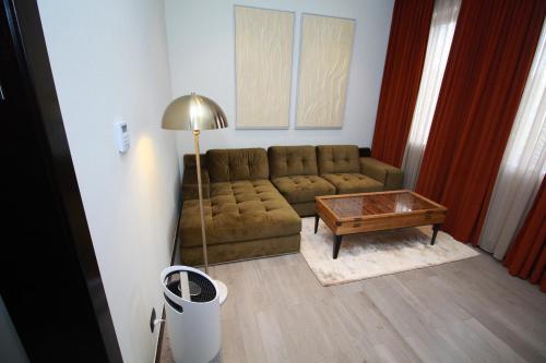 D'avenue Boutique Hotel Accra - image 4