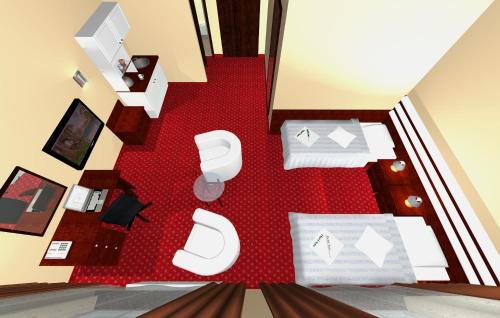 Aura Hotel - image 7