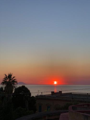 Deluxe Double Room with Sea View image 8