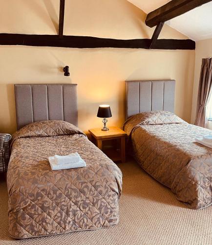 Cain Valley Hotel - image 11