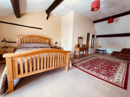 Cain Valley Hotel - image 14