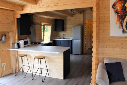 bucătărie, Stunning 5-Bed Cabin in Ashton Under Hill in Evesham