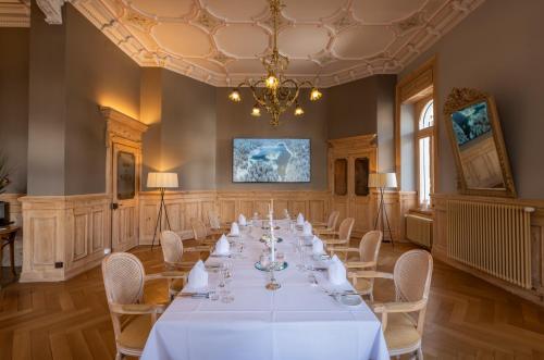 Romantik Hotel Schweizerhof - image 9