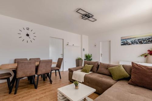 Three-Bedroom Apartment with Terrace and Sea View