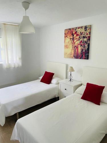 APARTAMENTO PLAYA DE ESTORDE 2