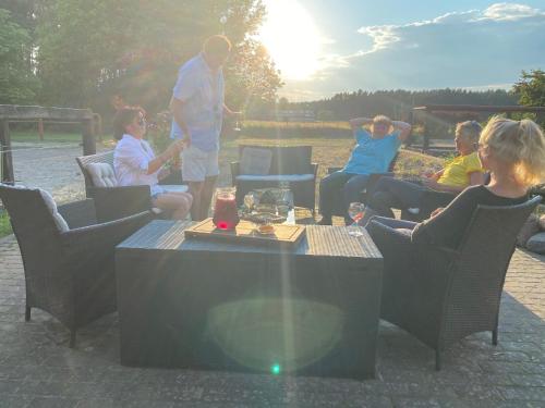 Bar/lounge, Ferienwohnung auf Pferdehof in Hoppegarten