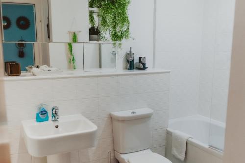 Lovely Bohemian Apartment in Heart of City Life, Glasgow (zdjęcie 4)