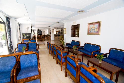 kawasan lounge/TV kongsi, Aegeon Hotel - Adults Only in Kos Island