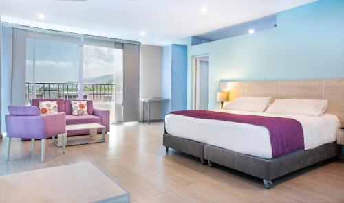 Hotel Santorini Casablanca Resort in Санта Марта