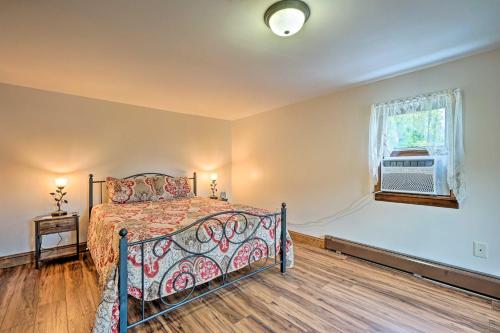 Updated Bolton Home with Fire Pit!