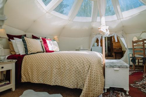 Appleblossom Yurt