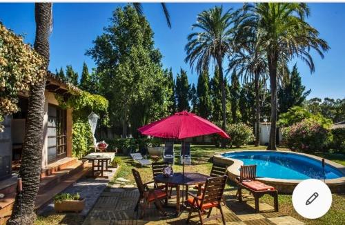  Bungalow paradisiaco, Ferienwohnung in El Port