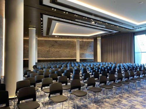379794802 Grand Plaza Hotel & Congress Center