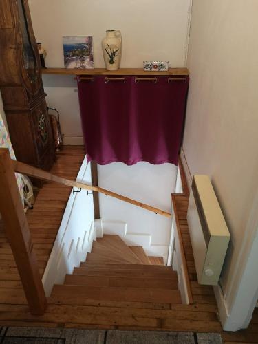 La maison de Zélia (La maison de Zelia) in Меркус