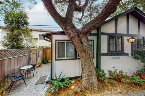 Santa Barbara Beach Cottage