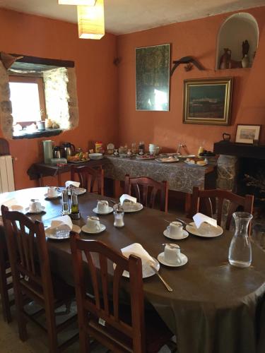 Mas Molladar solo adultos in Camprodon