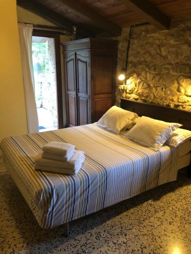 Mas Molladar solo adultos in Camprodon