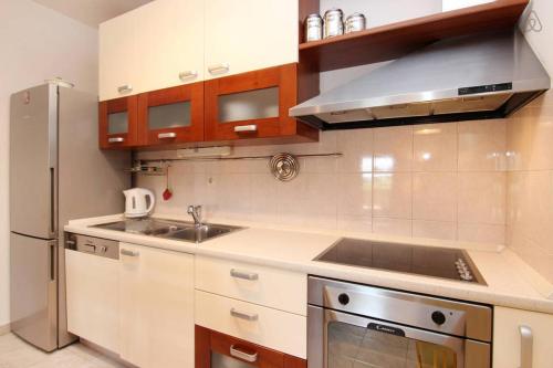 Apartment Happy Day, Split (photo 10)