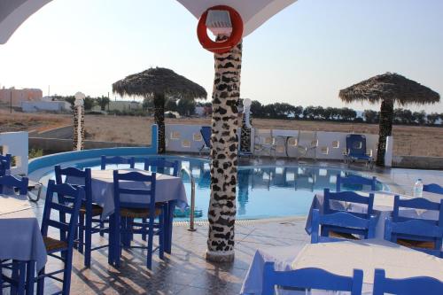 Honeymoon Beach Studios - image 11
