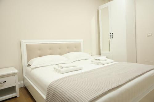 Hotel Taverna Zisi - image 12