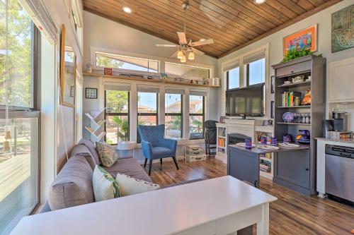 Upscale Tiny Home - Boho-Chic Austin Getaway!, Austin (photo 7)