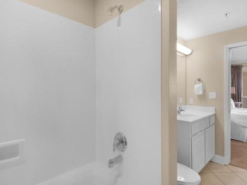 San Remo Condominium 203 - image 13