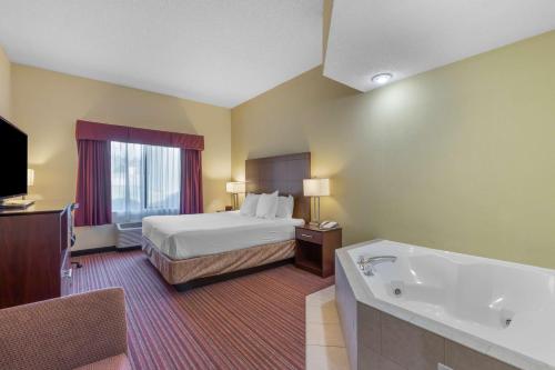 Best Western Seneca-Clemson - image 7