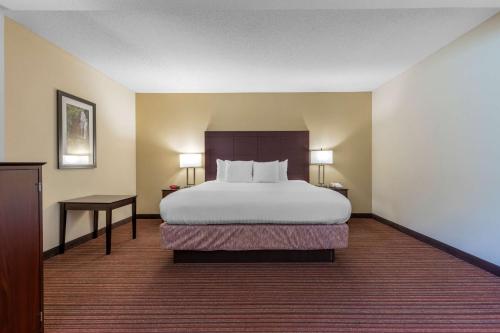 Best Western Executive Inn - Seneca