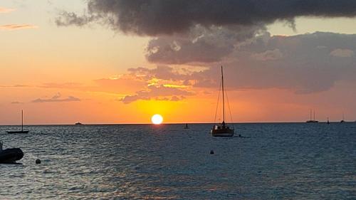 View, Les Eaux Turquoise in Terre-de-Haut