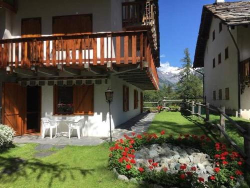  Casa con giardino in Gressoney-Saint-Jean