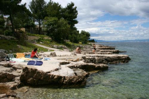 Apartments by the sea Vantacici Krk - 5347 - image 6