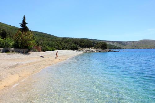 pludmale, Holiday house with WiFi Ustrine, Cres - 8037 in Ustrine