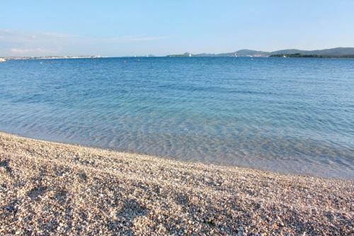 Apartments by the sea Turanj Biograd - 5740 - image 3