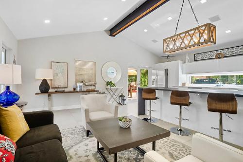 Breathtaking House and Backyard Near Wilton Manors - main image