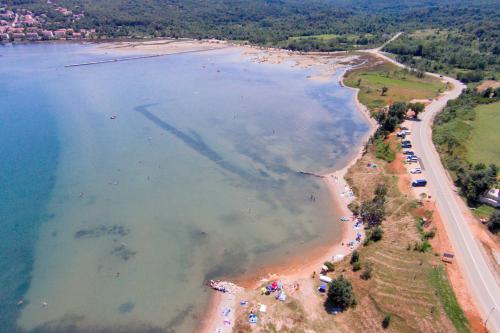  Apartments with a parking space Cizici, Krk - 15415 in Malinska