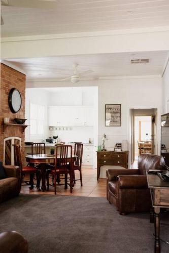 . Cottage on Gray - Wangaratta