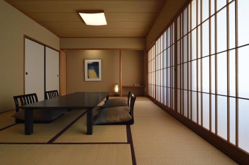 Japanese-Style Quadruple Room