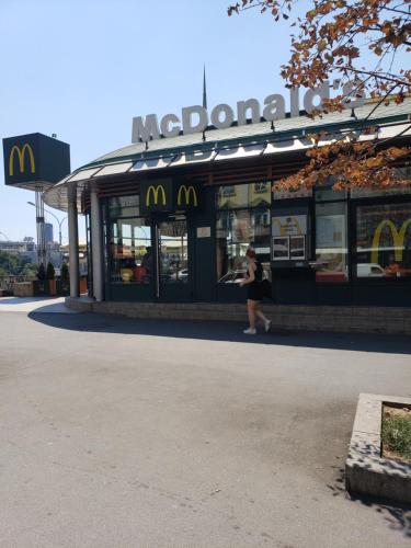 ベオグラード Private cozy room 2 with shared kitchen in appartment 3つ星 ホテル 外観