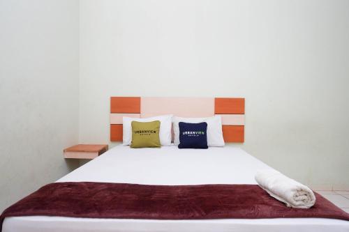 Urbanview Hotel Platinum Parepare