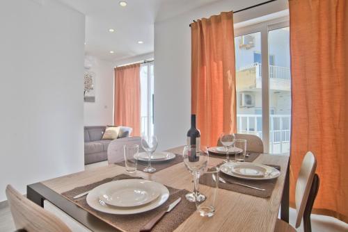 Tower Road Sliema 2-bedroom Apartment - main image