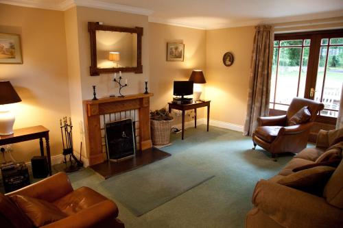 Beaufort House - image 13