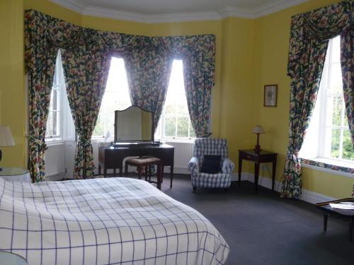 Beaufort House - image 11