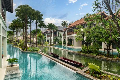 Grand Mercure Khao Lak Bangsak photo 3