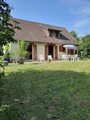 Touques maison 5mn de la mer pour 10 personnes - Location saisonnière - Touques