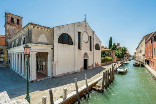 GuestHost - Molino Stucky Residence Suites 2