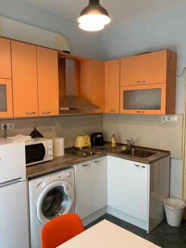 113 in Sofia with 2BR and 2 full bath, Sofia (Foto 10)