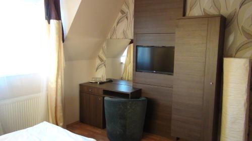 1 twin bed